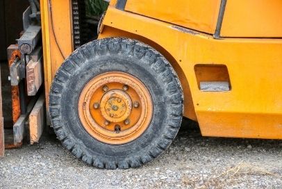 Stapler Leasing: Gelber Stapler online finanziert